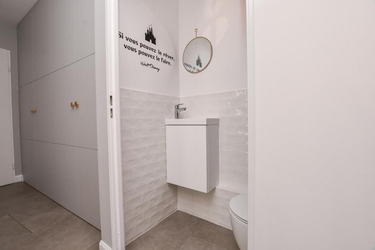 Superbe Appartement Pour 6 Personnes A Disneyland เซร์ริส ภายนอก รูปภาพ